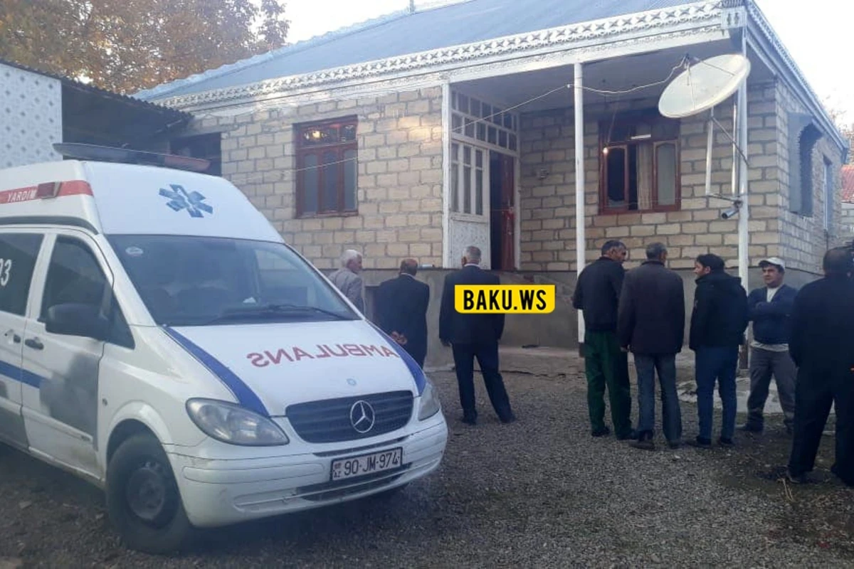 Evdə tək yaşayan şəxs bıçaqlanaraq öldürüldü - FOTO Evdə tək yaşayan şəxs bıçaqlanaraq öldürüldü - FOTO