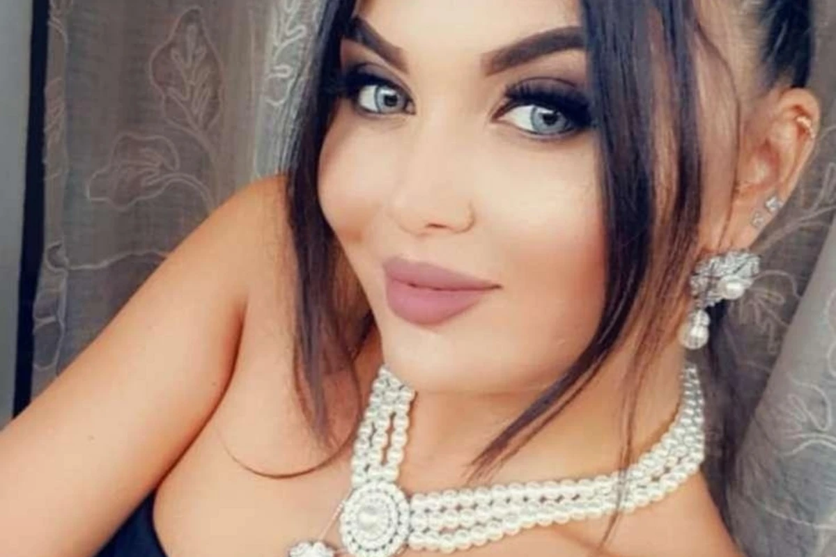 Təranə Qumralın qızı nazirlikdə işləyirmiş - FOTO Təranə Qumralın qızı nazirlikdə işləyirmiş - FOTO