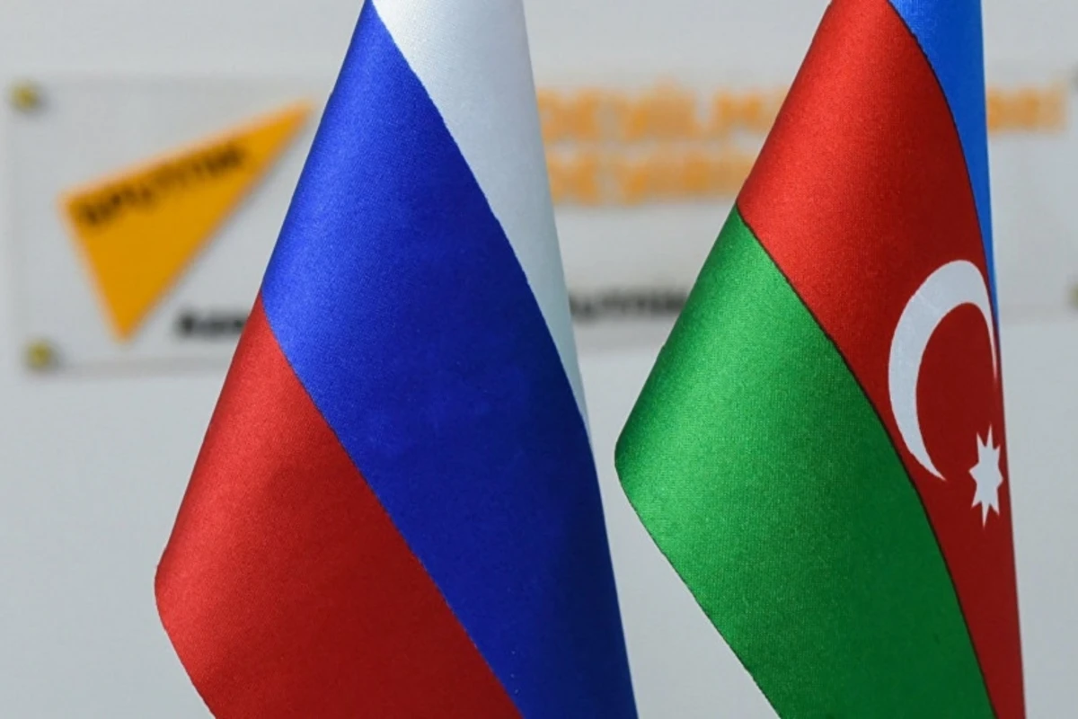 Азербайджан и Россия подписали пакет документов о сотрудничестве