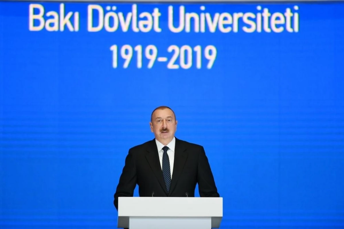 İlham Əliyev: Gələcəkdə iqtisadi sahədə heç bir problem görmürəm İlham Əliyev: Gələcəkdə iqtisadi sahədə heç bir problem görmürəm