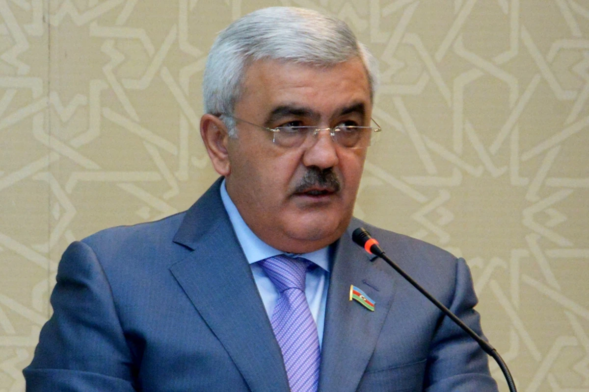 Ровнаг Абдуллаев: SOCAR контролирует количество выбросов в атмосферу
