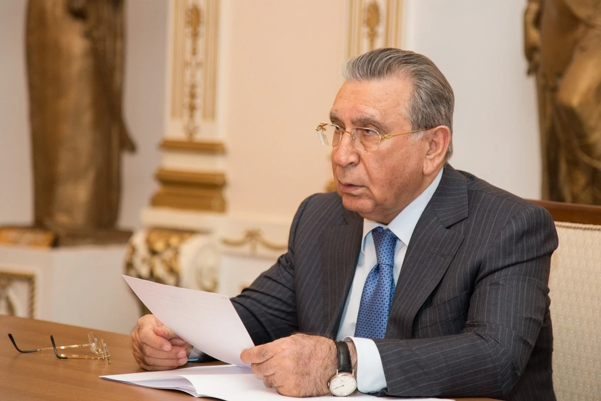 Ramiz Mehdiyevə ağır itki Ramiz Mehdiyevə ağır itki