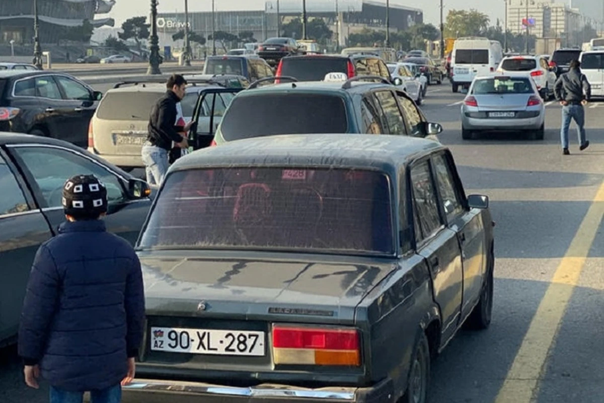 Sabahdan bu ünvanlarda avtomobilini saxlayanlar CƏRİMƏLƏNƏCƏK
