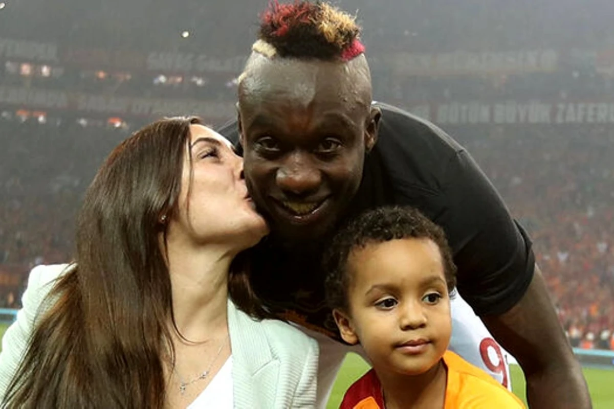 Futbolçu etiraf etdi: Bir neçə arvadı var - FOTO
