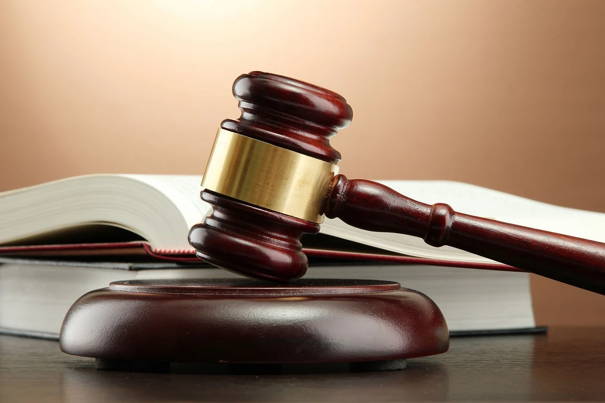 Penitensiar Xidmətin rüşvət alan bölük komandirinə hökm oxundu