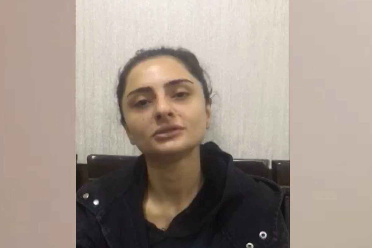 Tanışlarını başına yığan Esmira bibisinin evini bu üsulla qarət etdi - FOTO Tanışlarını başına yığan Esmira bibisinin evini bu üsulla qarət etdi - FOTO