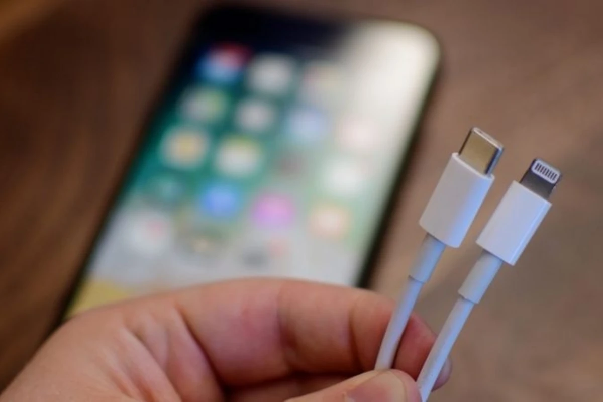 В 2021 году Apple выпустит полностью беспроводной iPhone