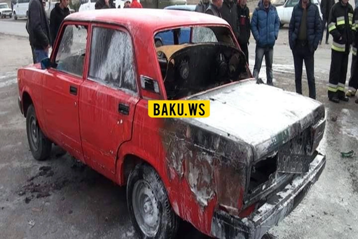 Avtomobilinə səs gücləndirici qoşdu, maşını yandı - FOTO Avtomobilinə səs gücləndirici qoşdu, maşını yandı - FOTO