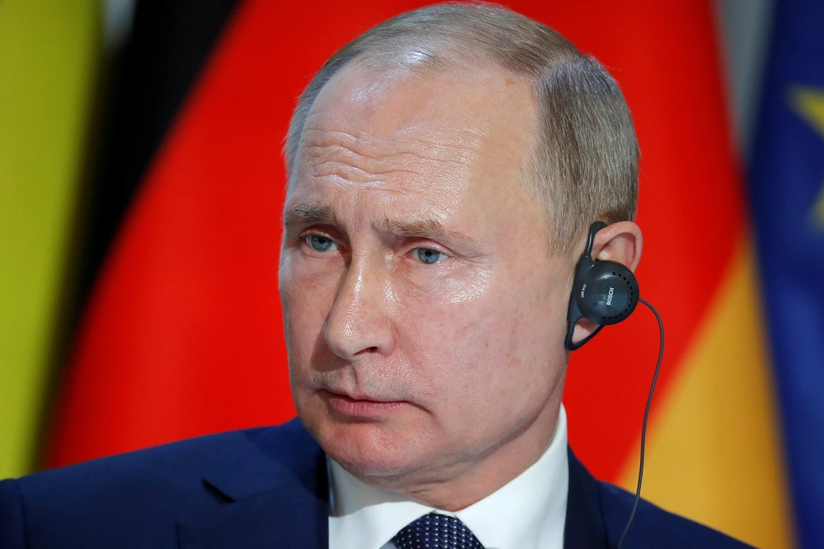 Путин стихом ответил Зеленскому: А у нас в квартире газ, а у вас? - ВИДЕО