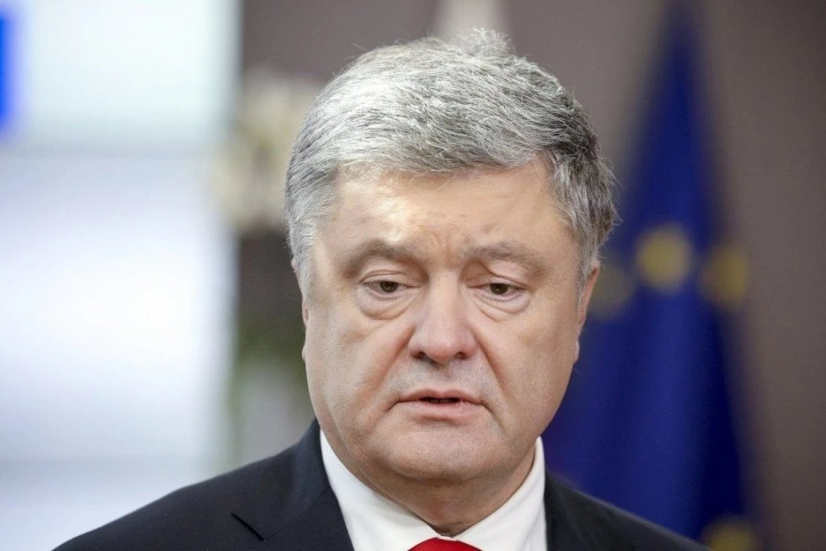 Против Порошенко открыли дело  за госизмену