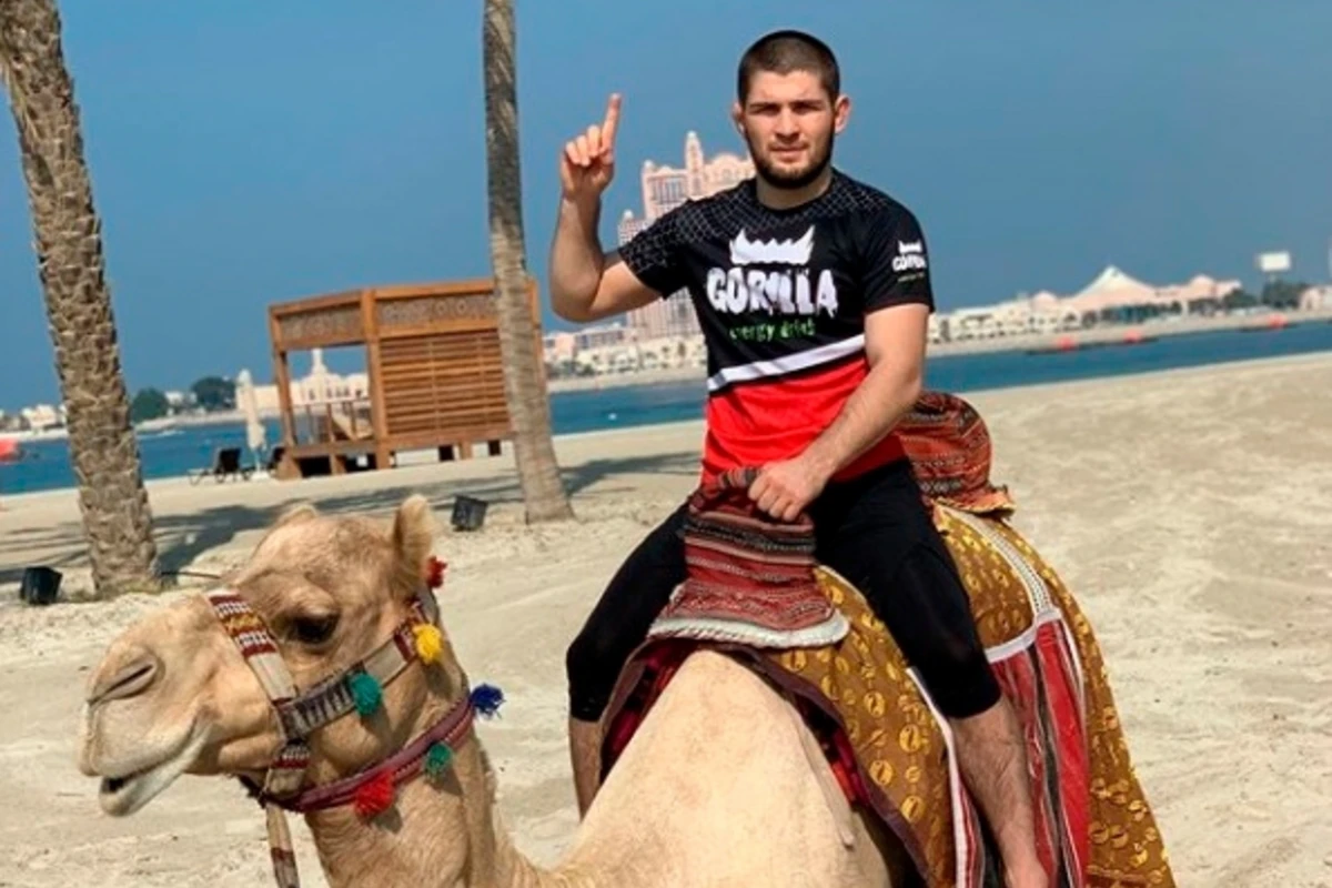 Həbib Nurmaqomedov Məkkəni ziyarət edib - FOTO
