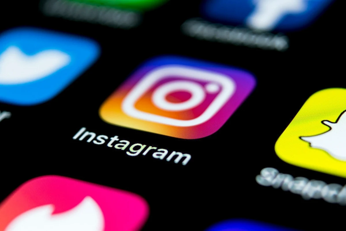 В работе Instagram произошел сбой