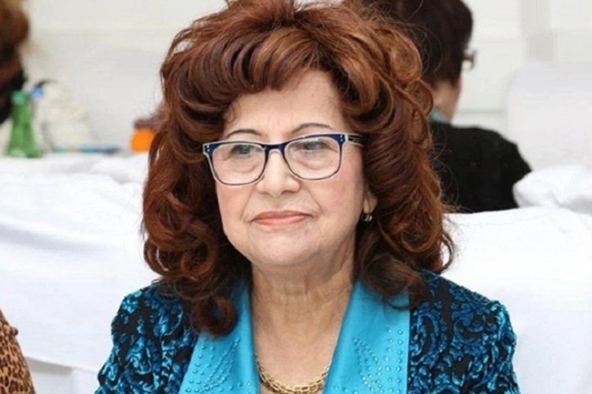 Xalq artisti xəstəxanaya yerləşdirilib - FOTO