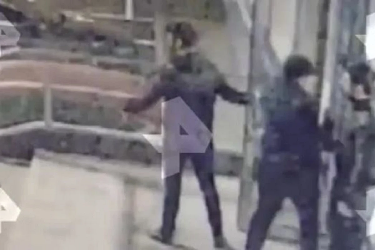 Азербайджанца задержали за перестрелку в Петербурге - ВИДЕО