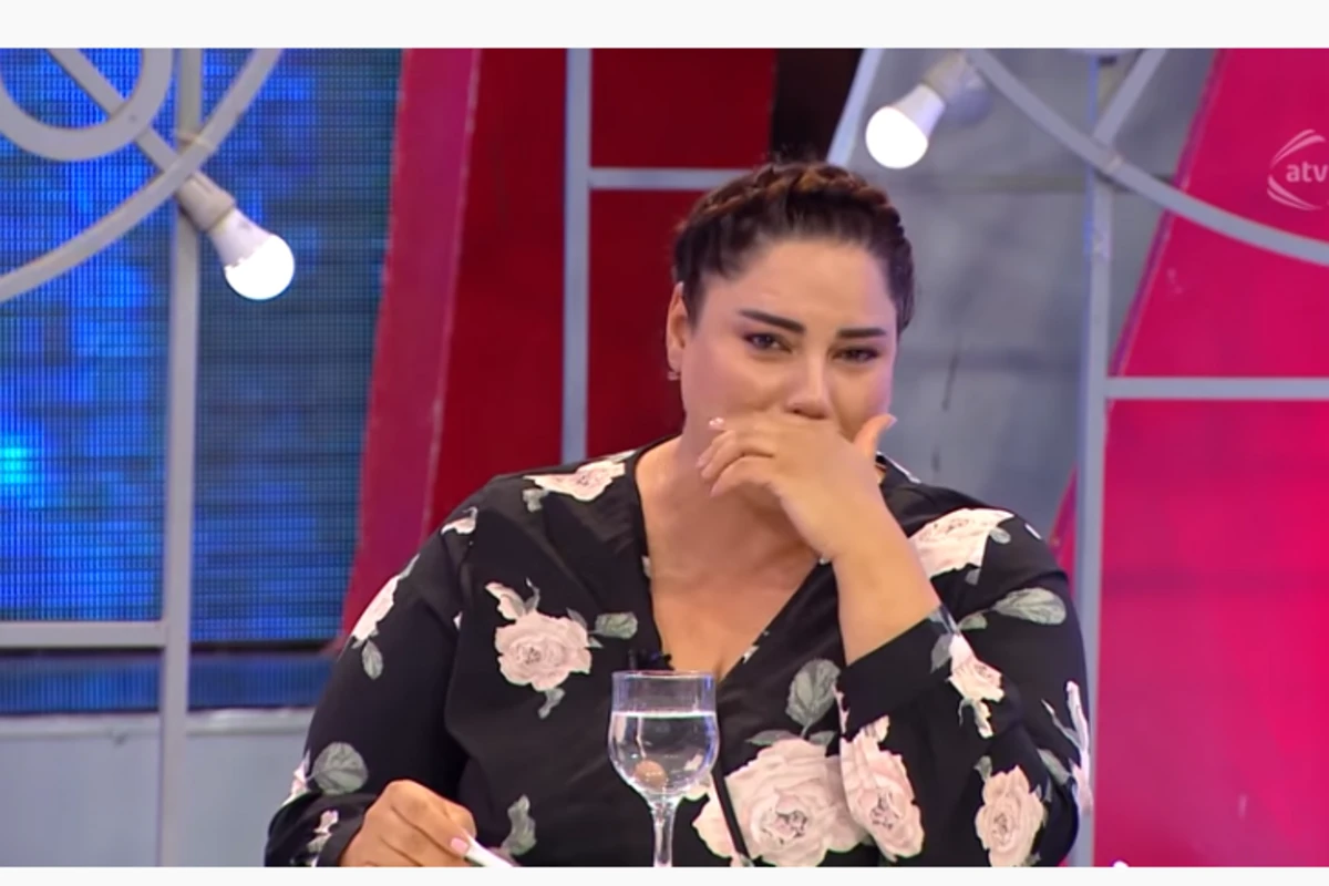 Tamaşaçı sualı Aytən Səfərovaya yaşadığı faciəni xatırlatdı: Bu dəhşətdir - VİDEO