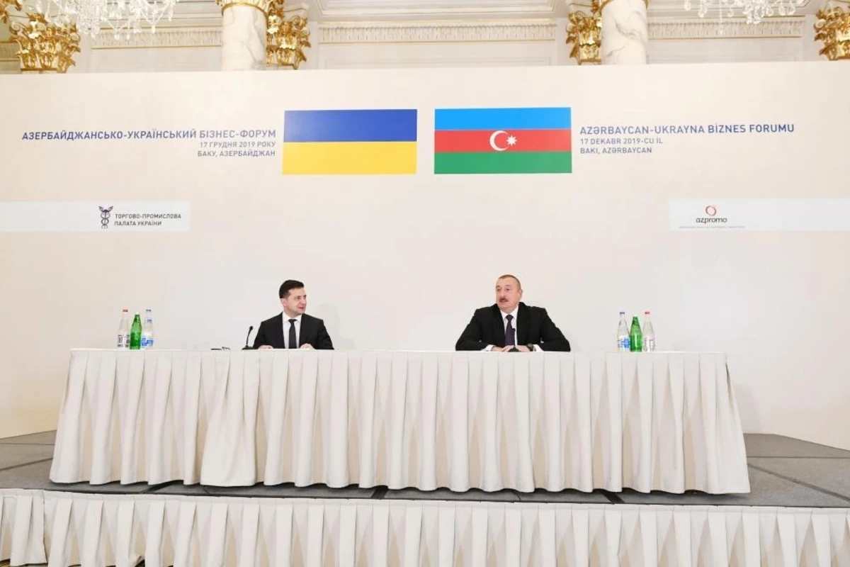 Azərbaycan və Ukrayna prezidentləri biznes forumda iştirak ediblər - FOTO Azərbaycan və Ukrayna prezidentləri biznes forumda iştirak ediblər - FOTO
