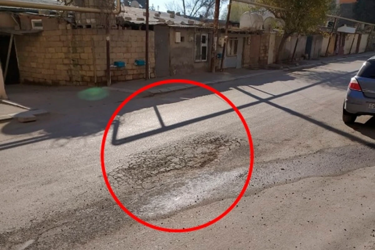 Xırdalanda yeni asfaltlanmış yol çökür - FOTO
