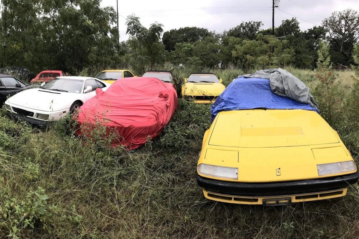 На аукционе продадут коллекцию старых Ferrari, которую оценили в $8 млн - ФОТО