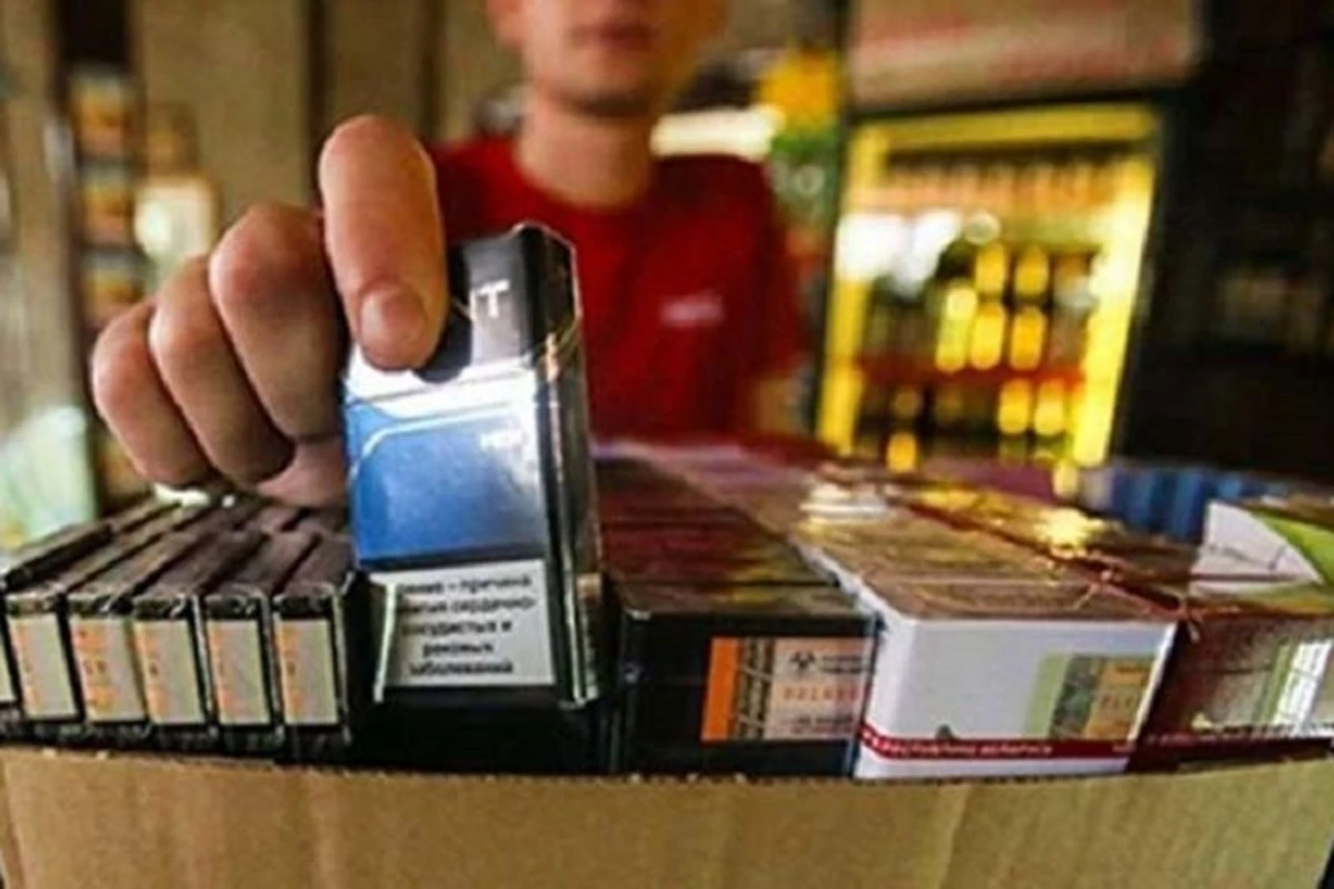 Bakıda uşaqlara siqaret satan satıcılar cərimələnib
