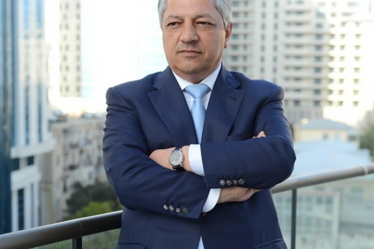 Deputat Bakının ən prestijli hotelində oğluna dəbdəbəli toy etdi - VİDEO