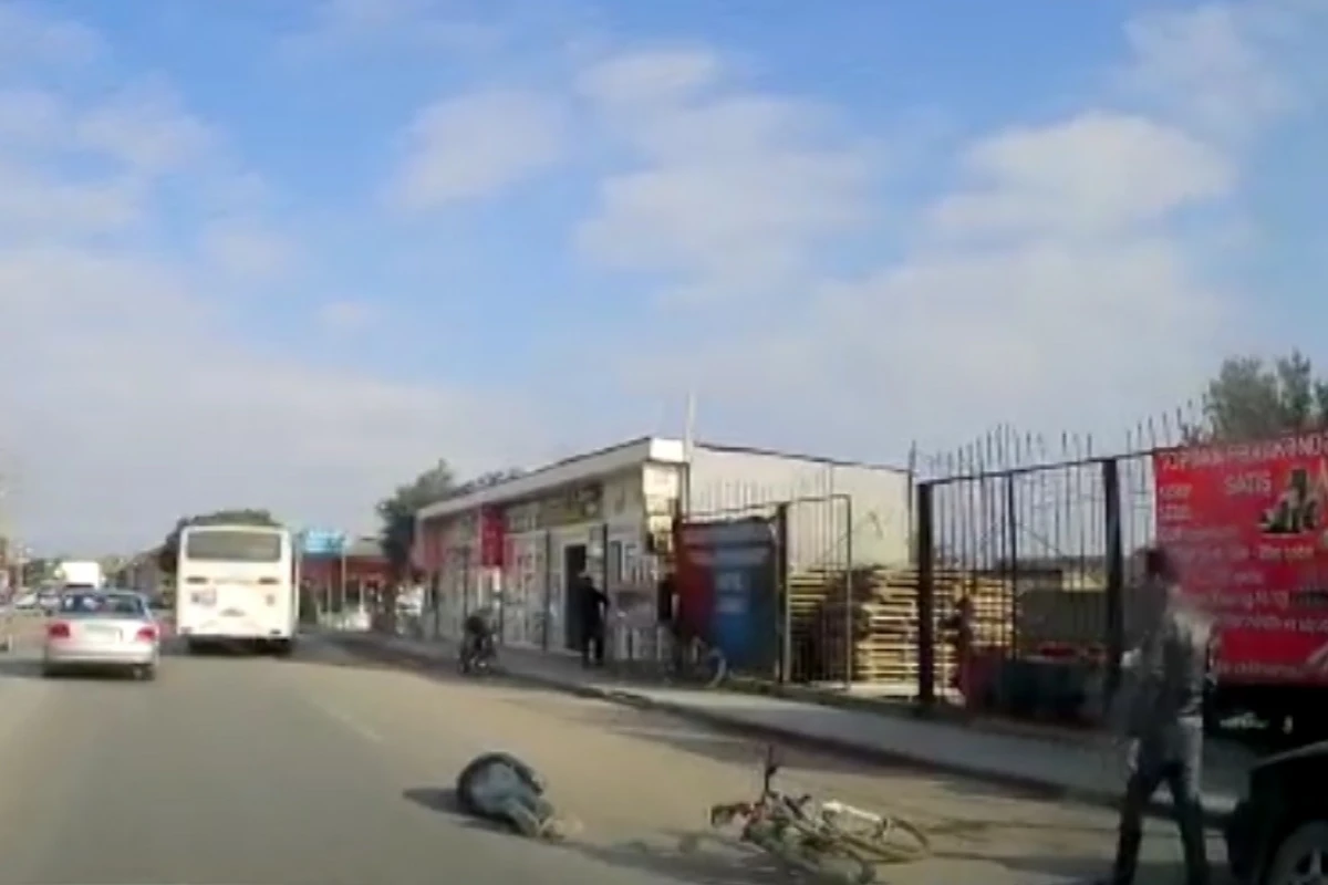 Bakıda adam öldürən avtobus sürücüsü ələ keçdi - FOTO Bakıda adam öldürən avtobus sürücüsü ələ keçdi - FOTO