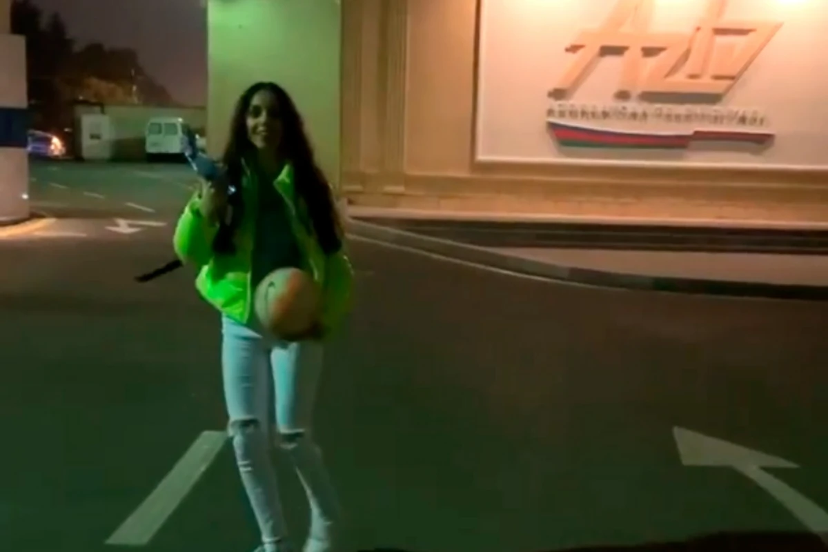 Nigar Camal Tottenhemin futbolçusu olan qızının VİDEOsunu paylaşdı
