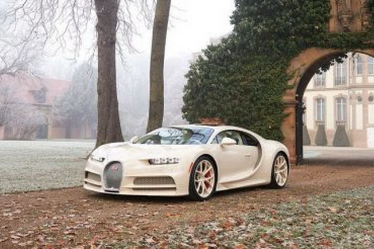 Bugatti впервые отделала салон своего автомобиля кашемиром - ФОТО