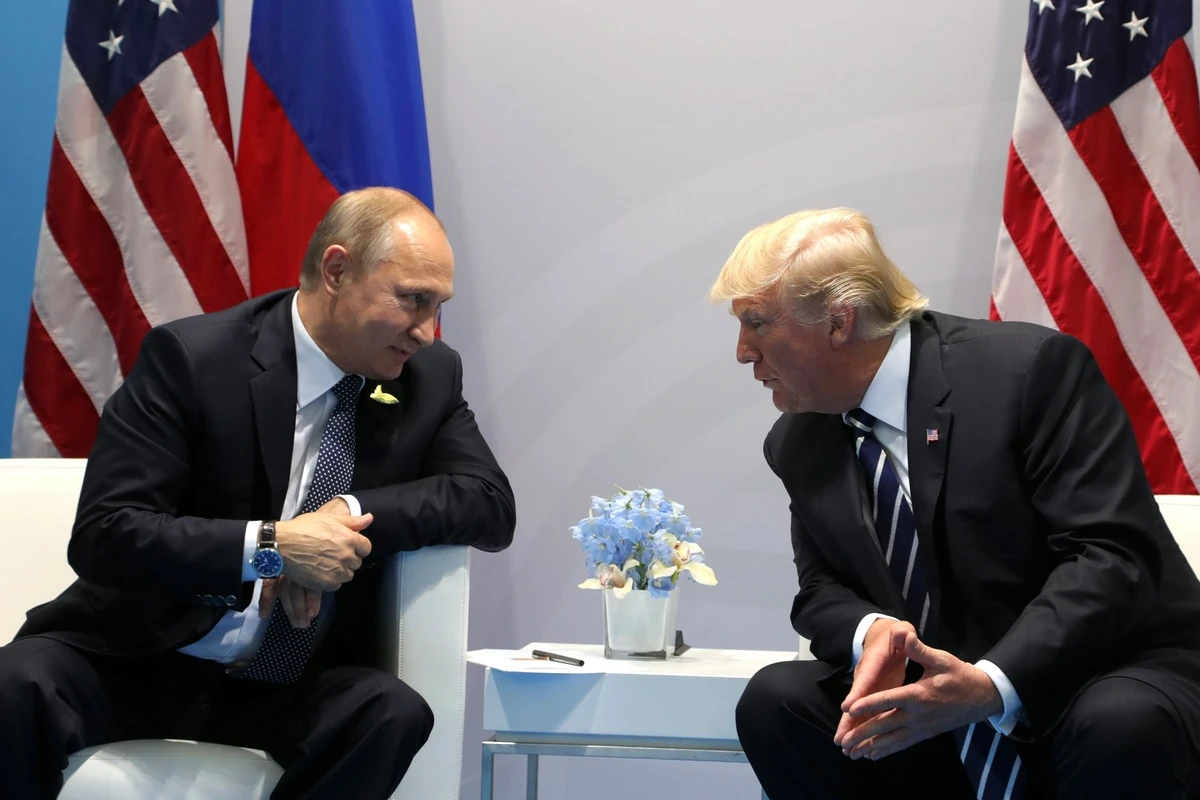 Трамп обсудил с Путиным контроль над вооружением