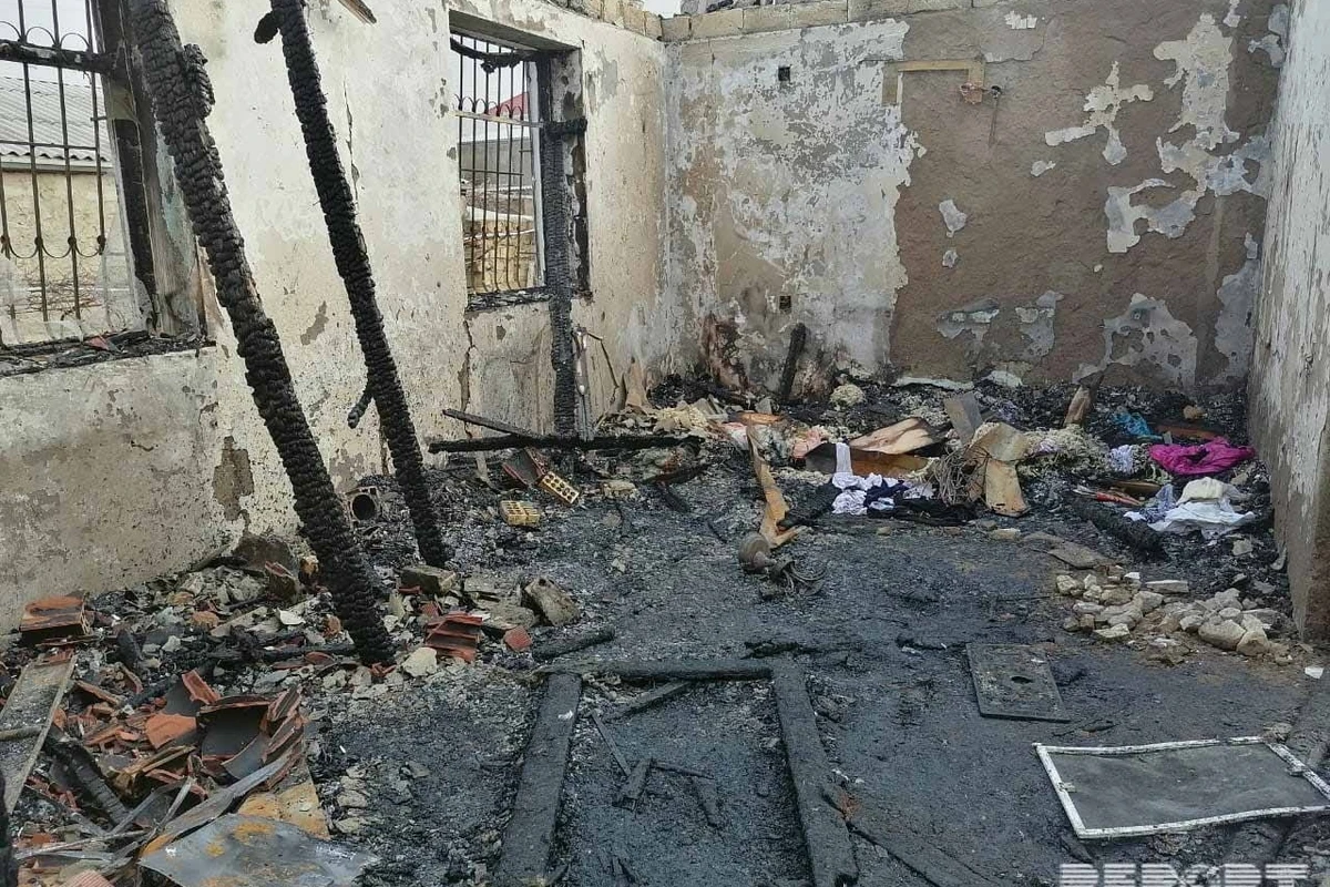 Bakıda oğrular qarət etdikləri evi yandırıblar - VİDEO