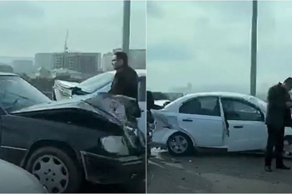 Цепная авария на дороге Баку-Сумгайыт - ВИДЕО Цепная авария на дороге Баку-Сумгайыт - ВИДЕО