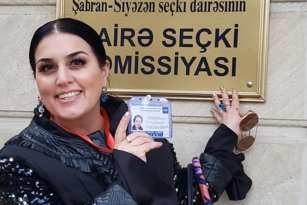 Elza Seyidcahan deputatlığa namizəd oldu - FOTO