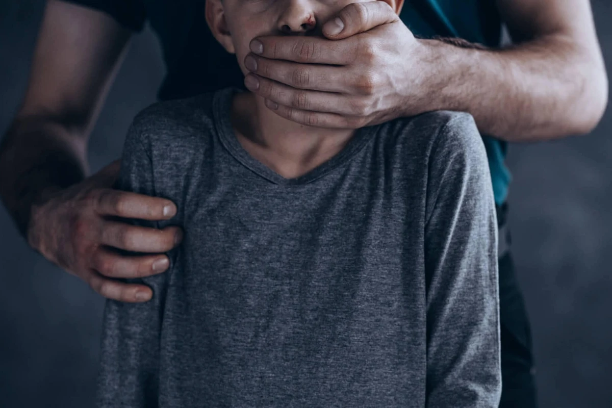 Azərbaycanda uşaq hüquqları ilə bağlı qanunvericiliyin sərtləşdirilməsi təklif edilib Azərbaycanda uşaq hüquqları ilə bağlı qanunvericiliyin sərtləşdirilməsi təklif edilib