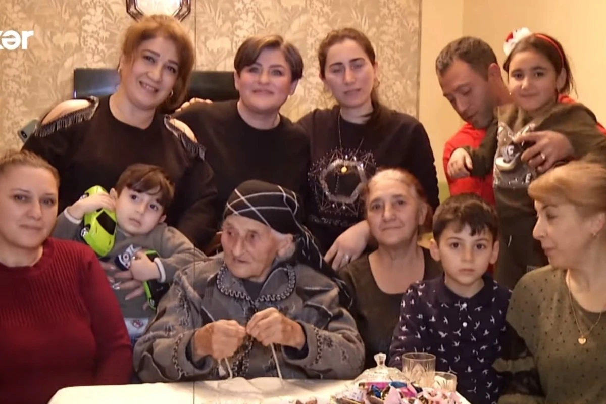 113 yaşlı Anaqız nənə uzunömürlülüyün sirrini açdı - VİDEO