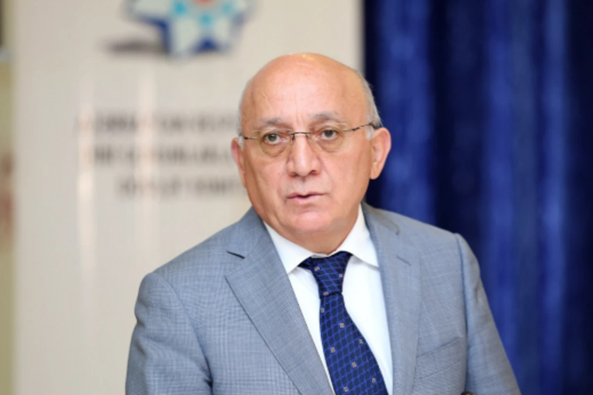 Mübariz Qurbanlıdan Əbu Bəkr məscidi ilə bağlı açıqlama Mübariz Qurbanlıdan Əbu Bəkr məscidi ilə bağlı açıqlama