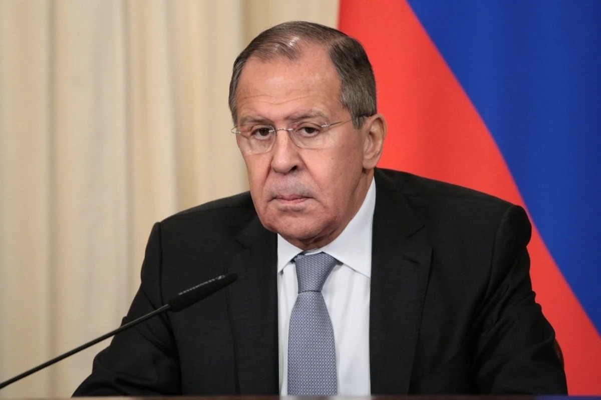 Лавров рассказал о постепенном отказе российской экономики от доллара