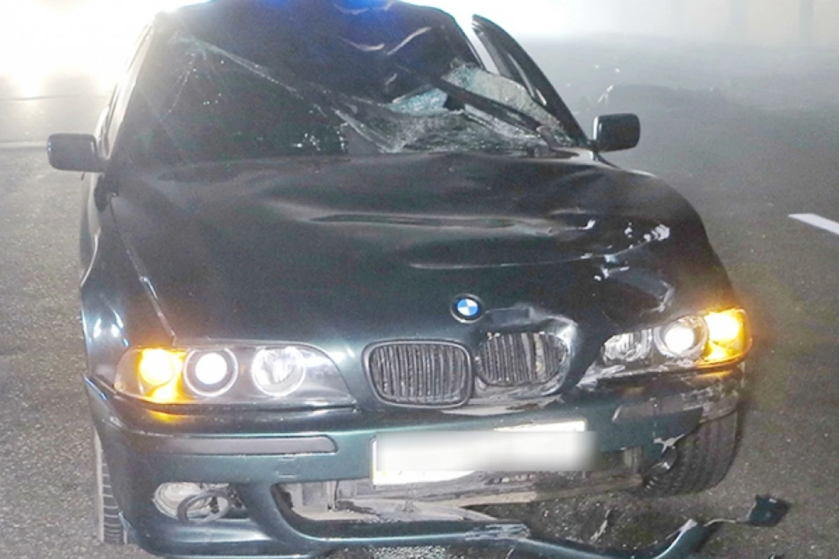Bakıda avtoyuma məntəqəsinin işçisi qaçırdığı BMW-ə ilə ağır qəza törətdi Bakıda avtoyuma məntəqəsinin işçisi qaçırdığı BMW-ə ilə ağır qəza törətdi