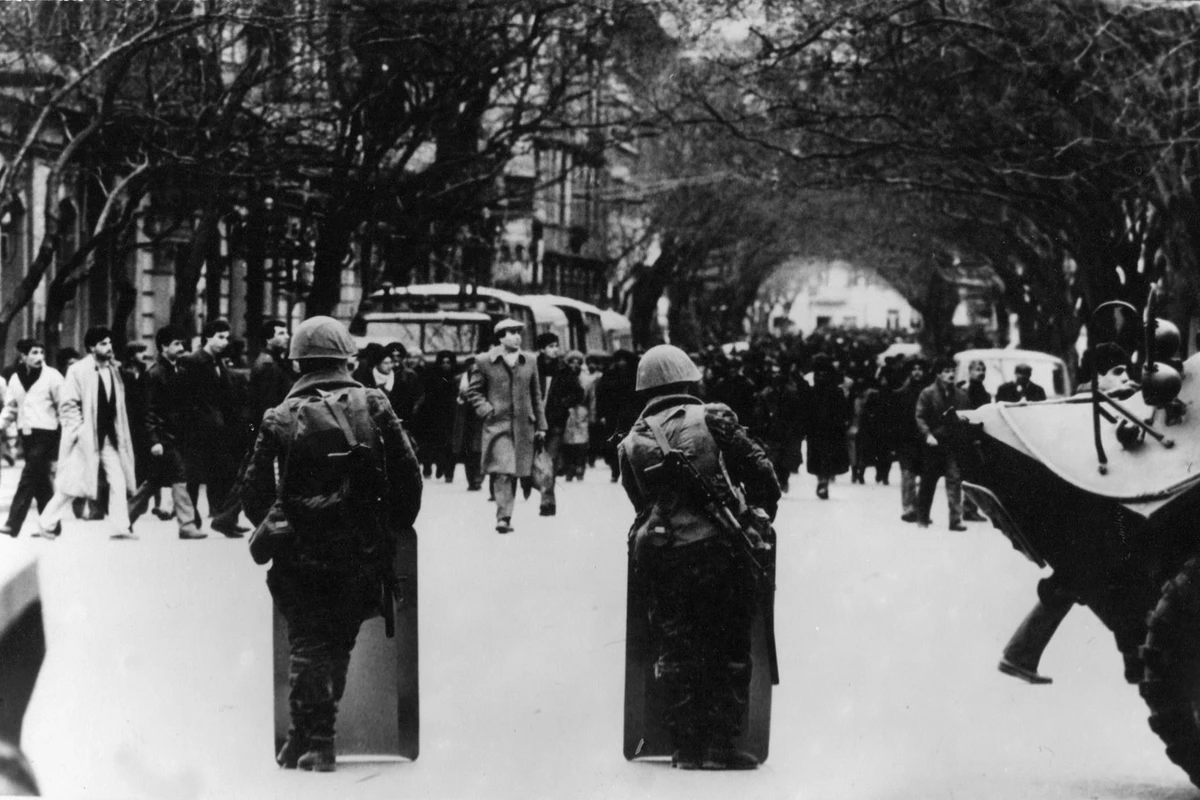 20 Yanvarın canlı şahidi: Həmin mənzili pulemyotlardan atəşə tutub, tam dağıtdılar 20 Yanvarın canlı şahidi: Həmin mənzili pulemyotlardan atəşə tutub, tam dağıtdılar