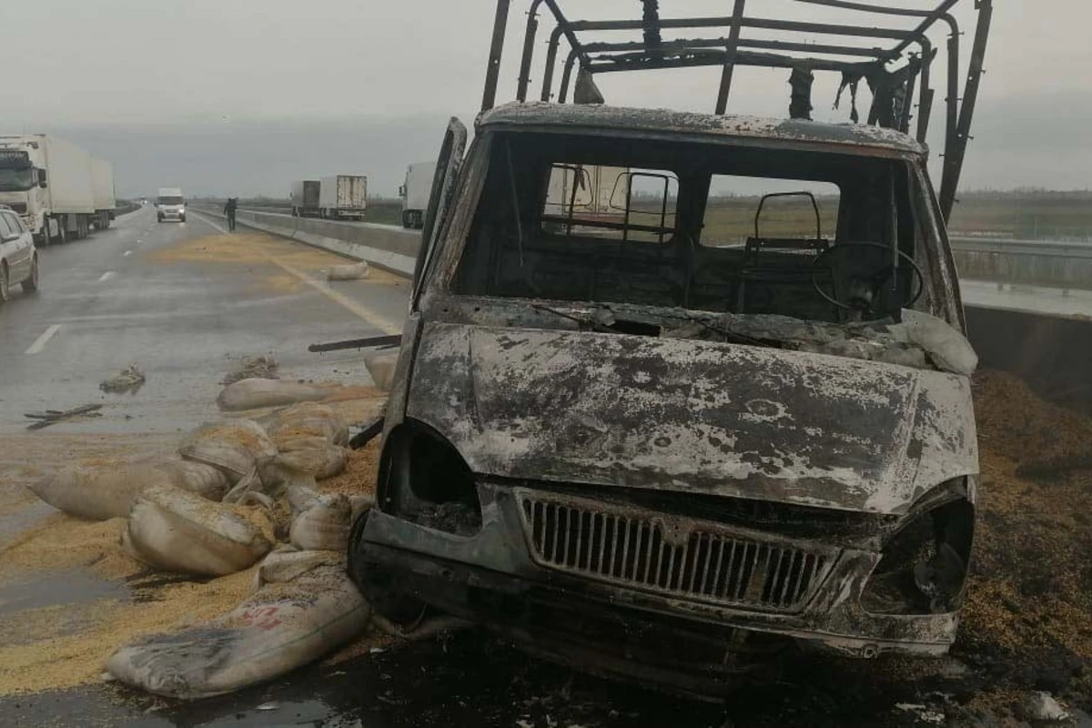 Жуткое ДТП в Азербайджане: водитель сгорел заживо - ФОТО