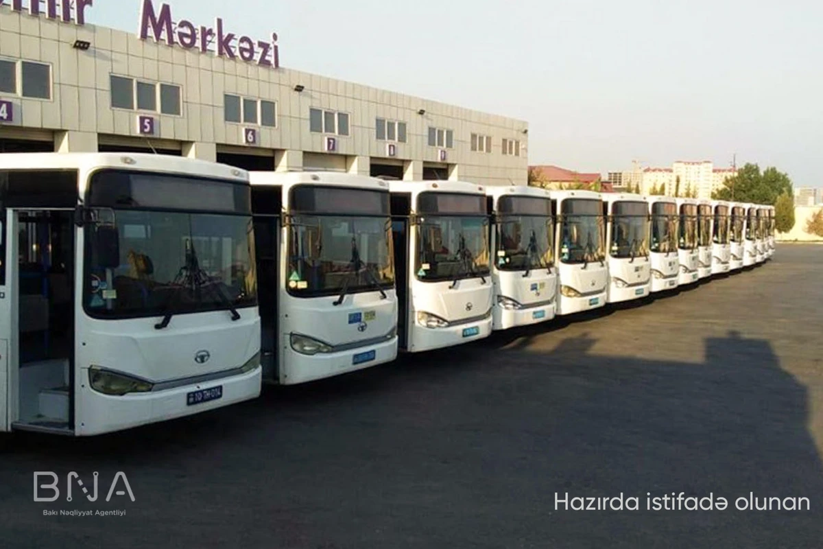 Sərnişinləri sevindirəcək yenilik - 12 metrlik avtobuslar xəttə buraxılır - FOTO Sərnişinləri sevindirəcək yenilik - 12 metrlik avtobuslar xəttə buraxılır - FOTO