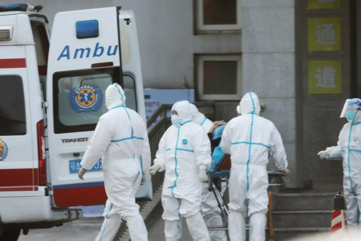 Азербайджан усилил проверки на таможне из-за смертельного вируса