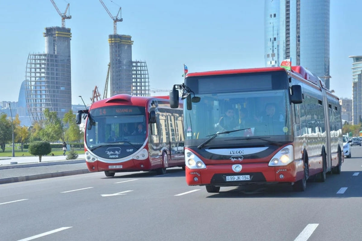 В Баку изменена схема движения трех автобусных маршрутов