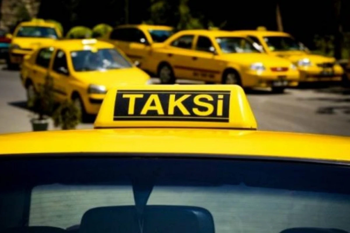 Bakının taksi xidmətində inqilabi dəyişiklik: gedişhaqqı artacaqmı? - RƏSMİ CAVAB Bakının taksi xidmətində inqilabi dəyişiklik: gedişhaqqı artacaqmı? - RƏSMİ CAVAB