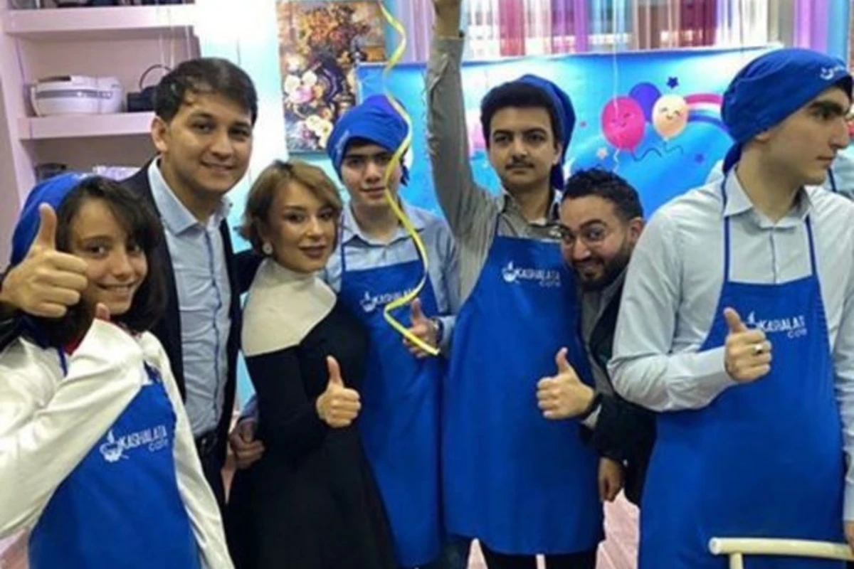 Кандидат в депутаты Заур Дарабзаде встретился со страдающими аутизмом детьми - ФОТО