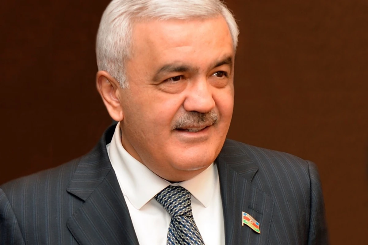 Ровнаг Абдуллаев переизбран на пост президента АФФА