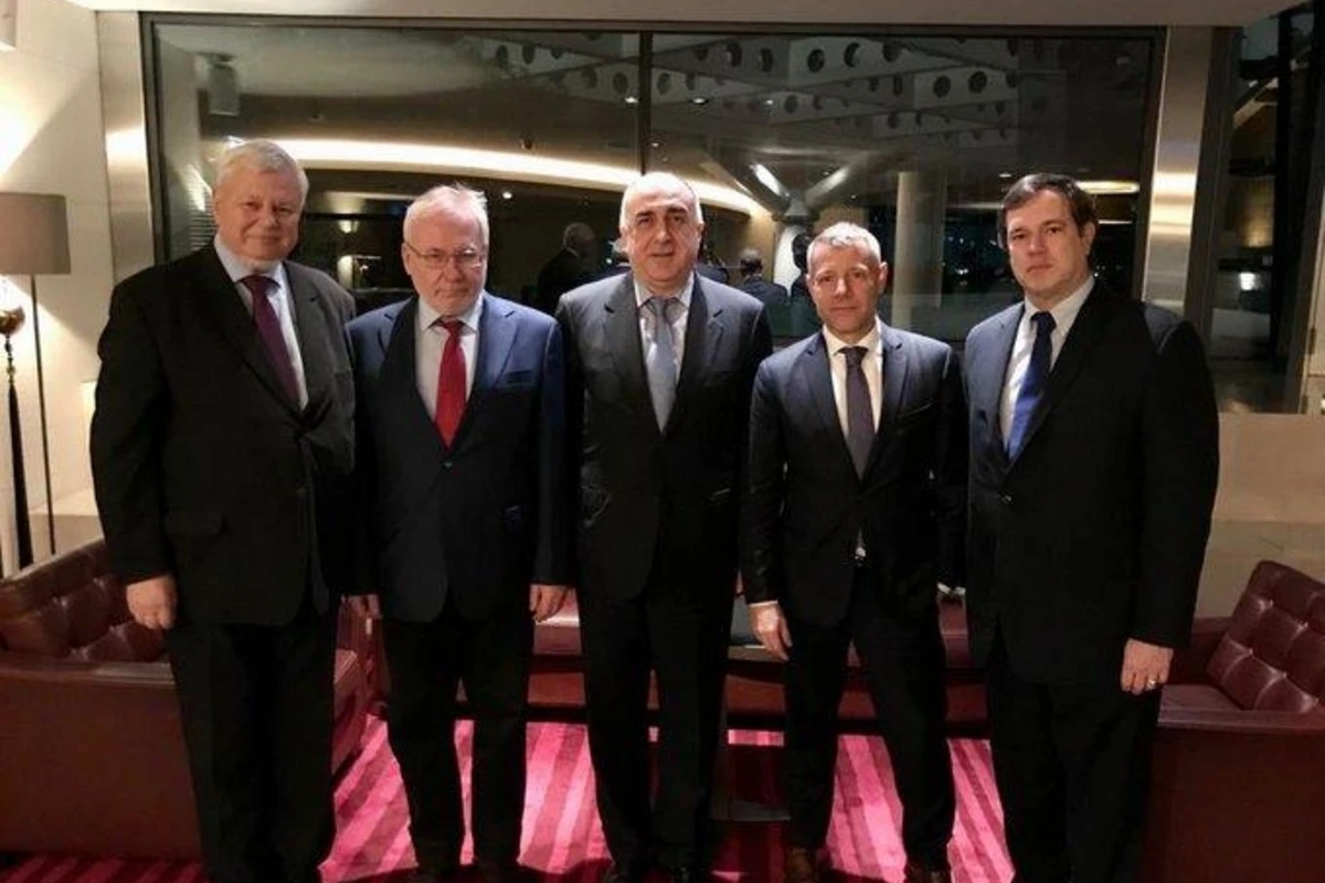 Elmar Məmmədyarov ATƏT-in Minsk Qrupunun həmsədrləri ilə görüşüb Elmar Məmmədyarov ATƏT-in Minsk Qrupunun həmsədrləri ilə görüşüb