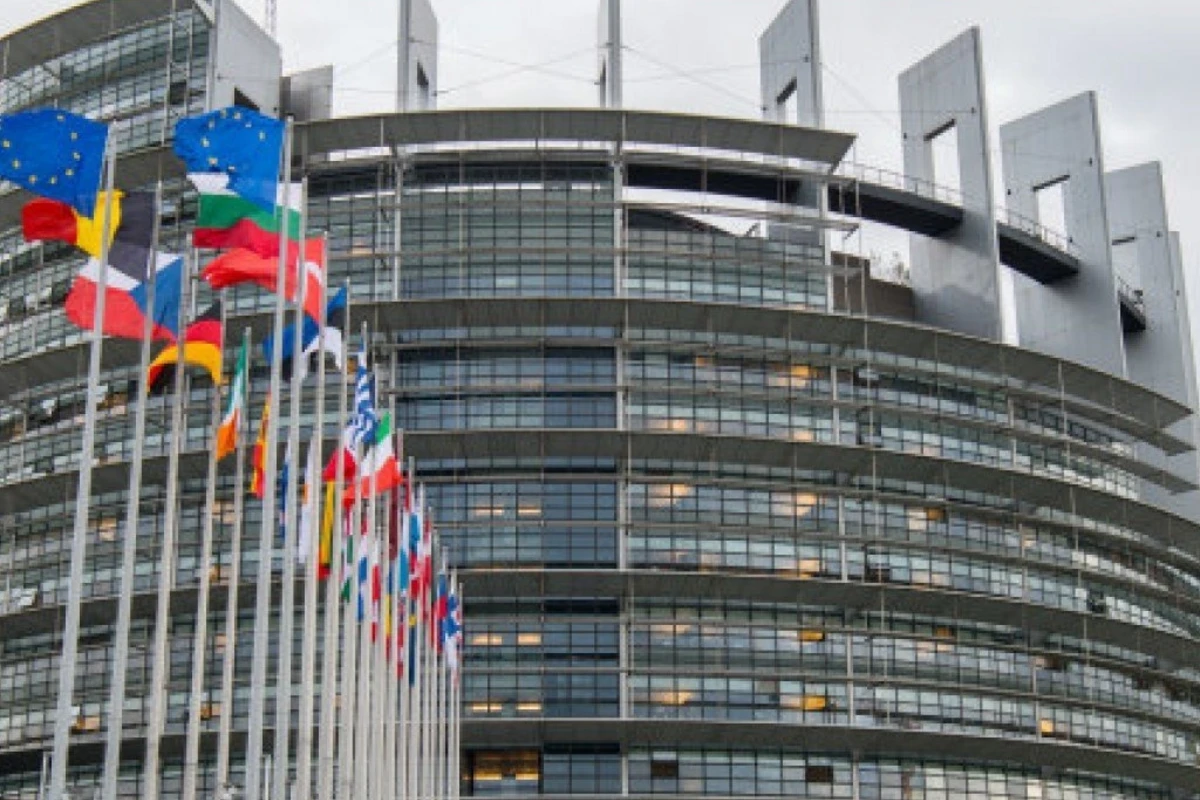 Европарламент одобрил соглашение о Brexit
