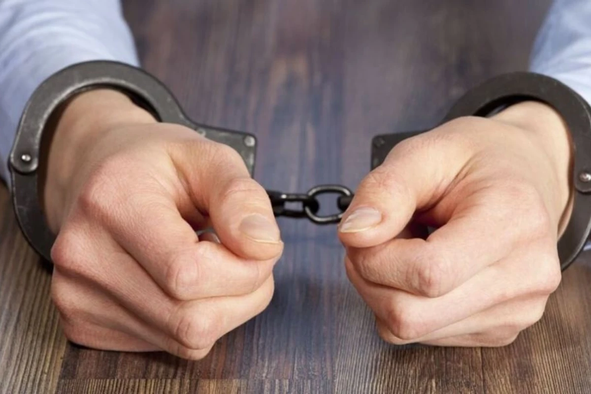 В Баку задержан мужчина, похитивший людей с целью ограбления