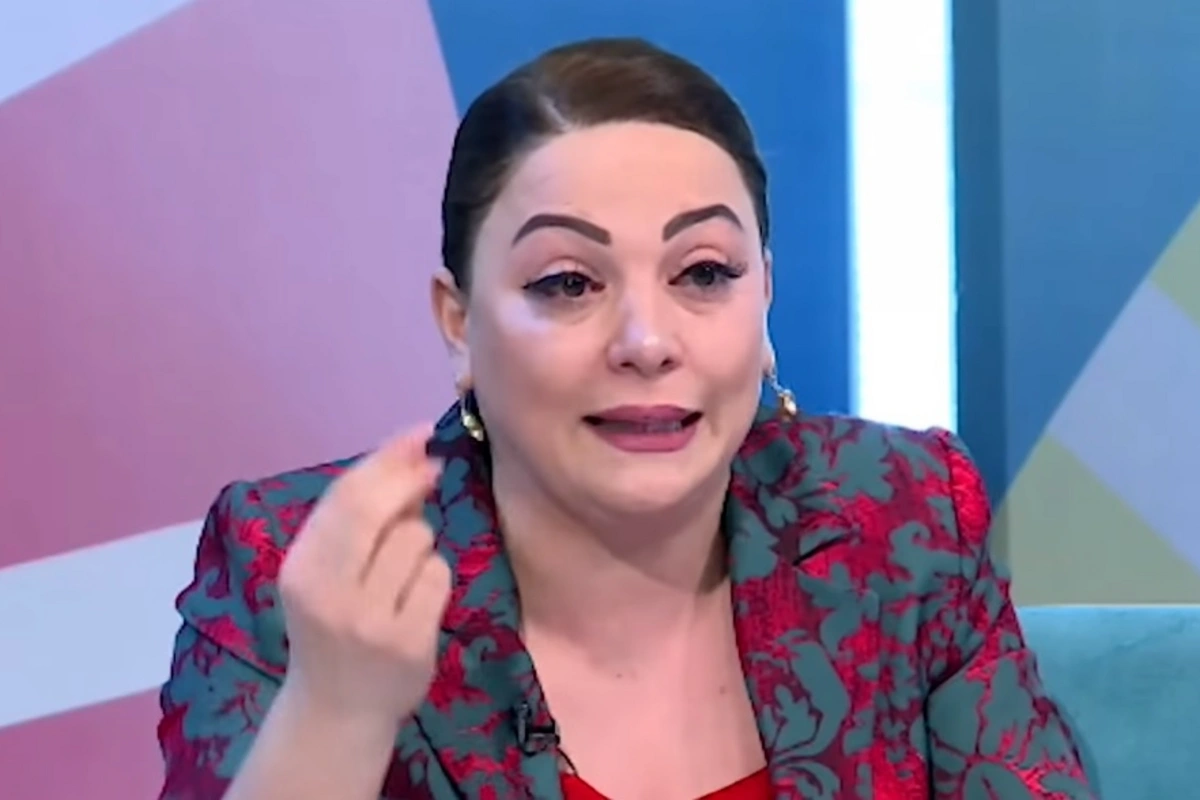 Azərbaycanlı müğənnidən ŞOK sözlər: Yarı-çılpaq vəziyyətdə 8 saat döyüldüm - VİDEO