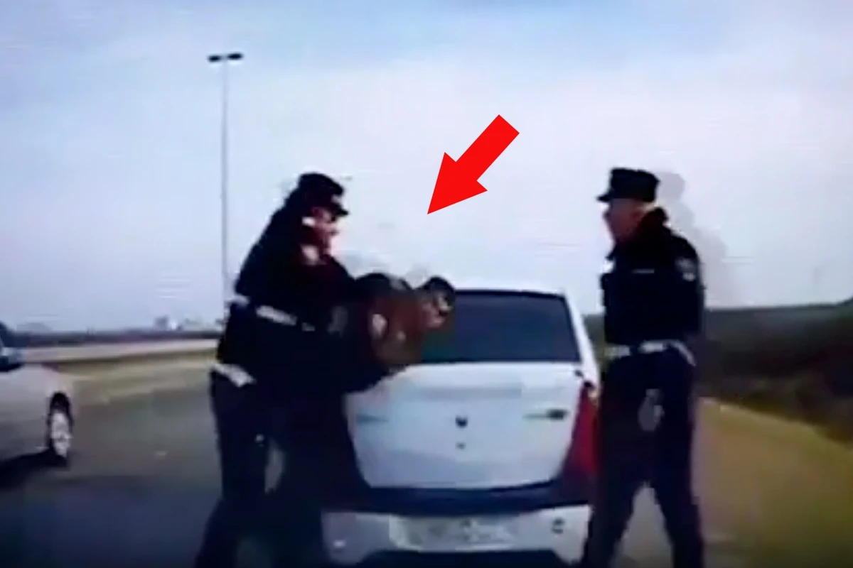 Bakıda sürücü polisə belə hücum etdi - ANBAAN VİDEO