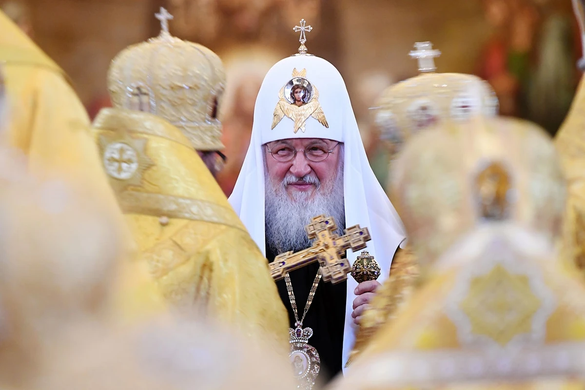 Патриарх Кирилл предложил внести Бога в Конституцию
